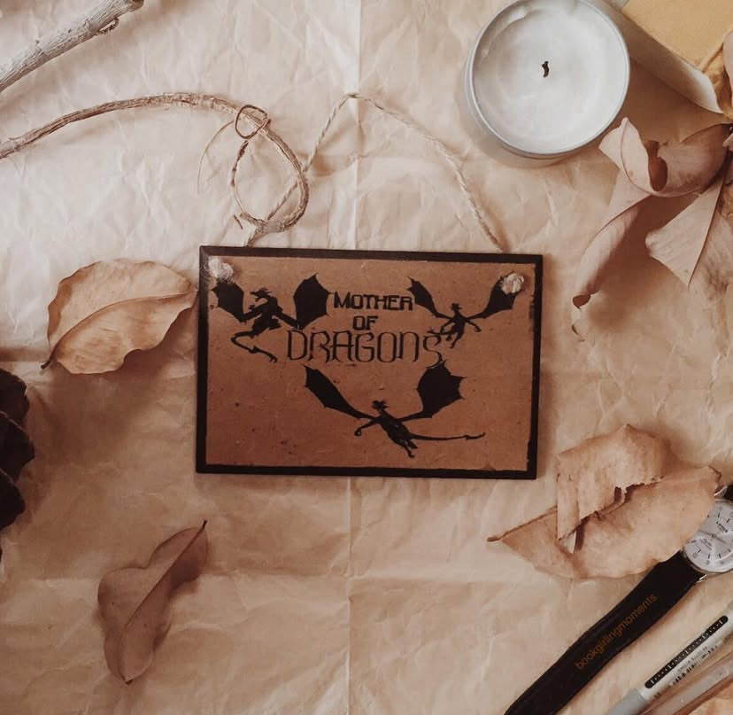 Mother of Dragons – Hand painted‑Wood Plaque with Three Dragons
