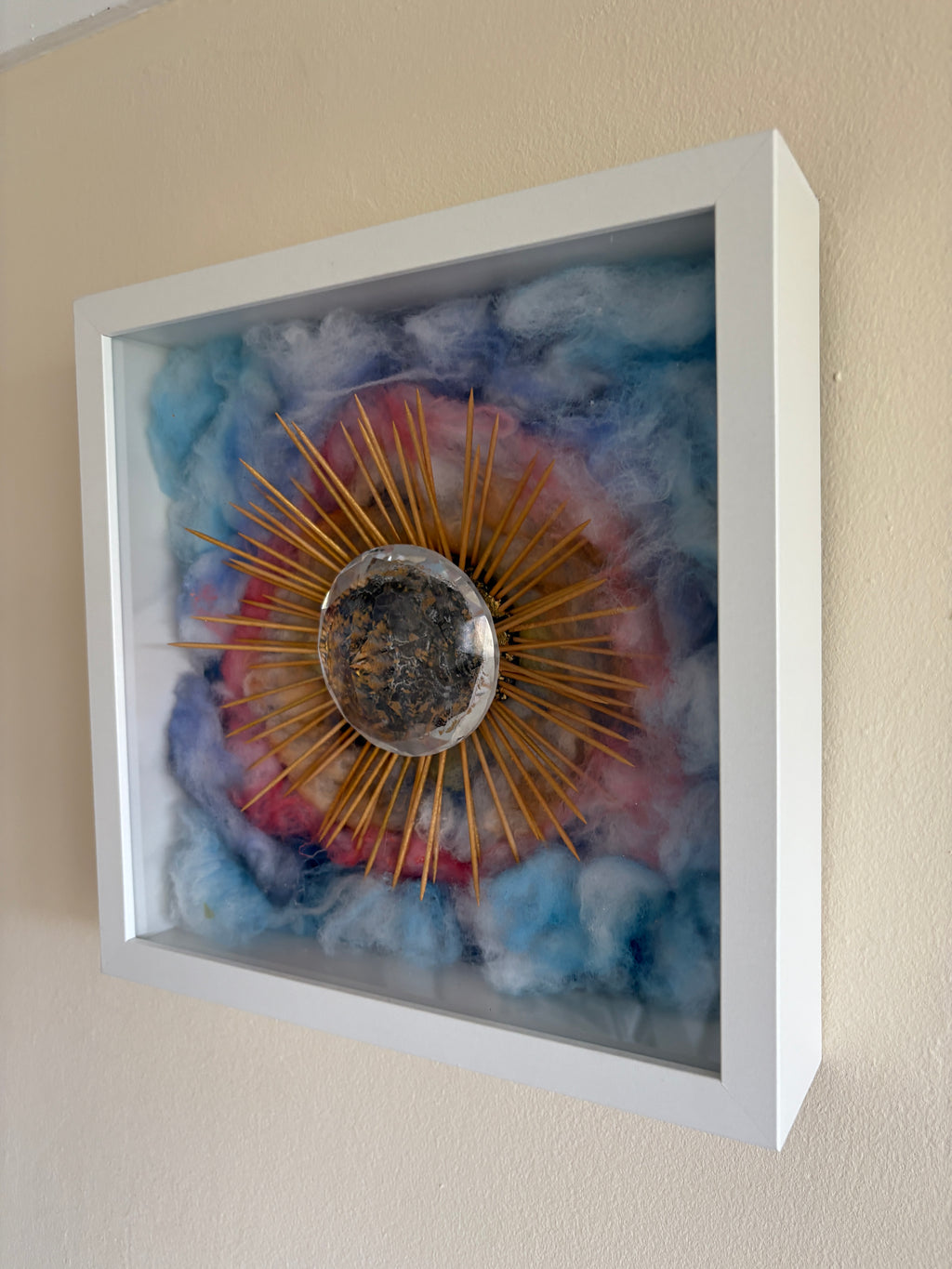 Shadow Box - mystery 2 - Diamond - box frame - 27 x 27 x 6 cm