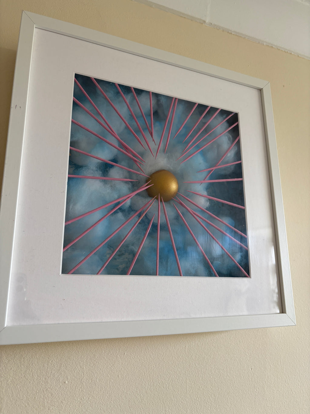 Shadow Box - Mystery 1 - Sky egg - box frame - 37 x 37 x 6 cm