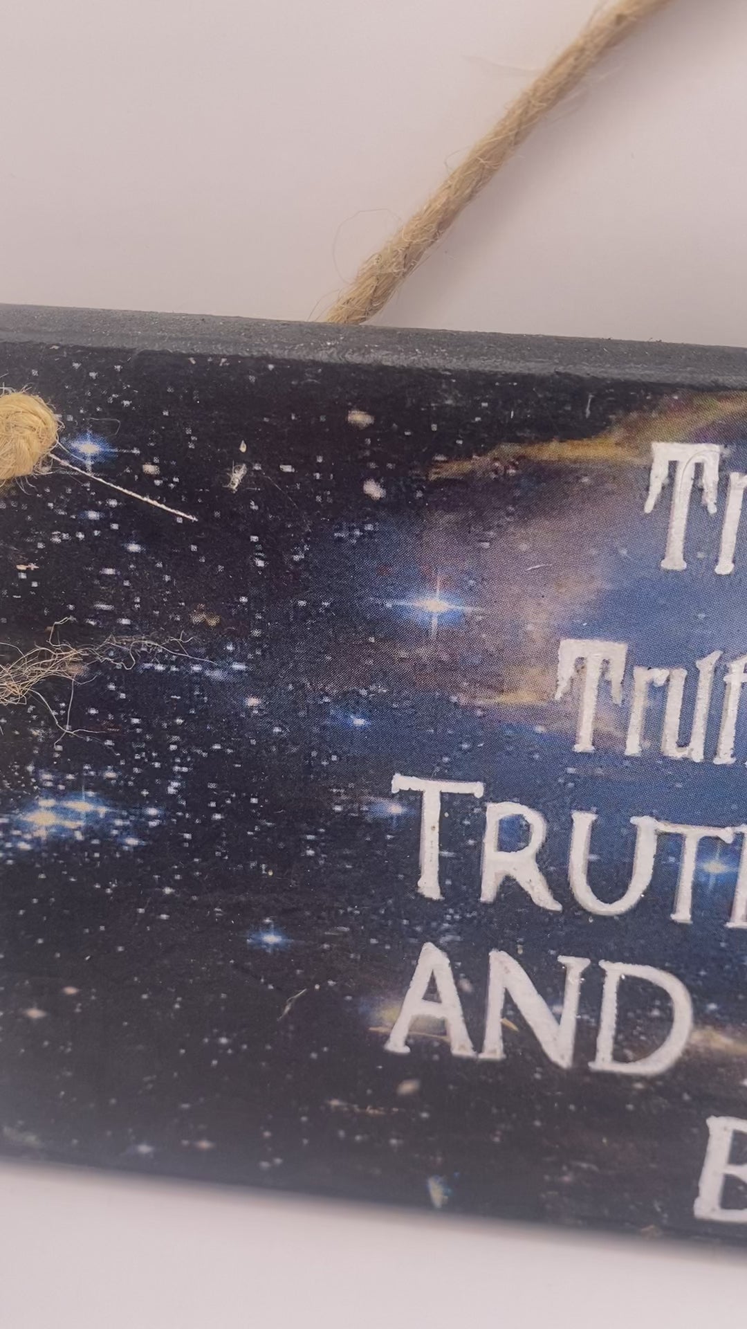 “Truth Is Deadly” – A Court of Mist and Fury Plaque