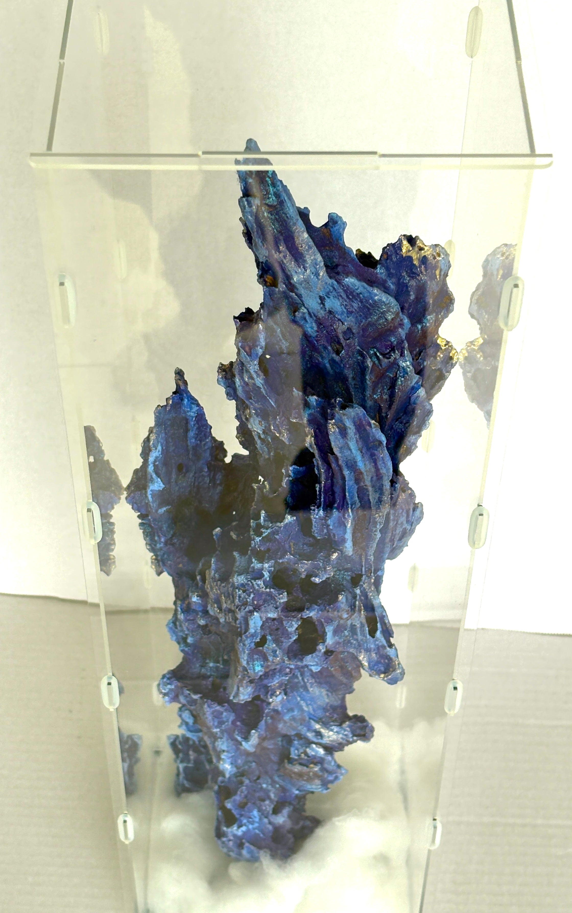 Mysterious 'Alien Object' Sculpture - in display case 60 x 17 x 17cm