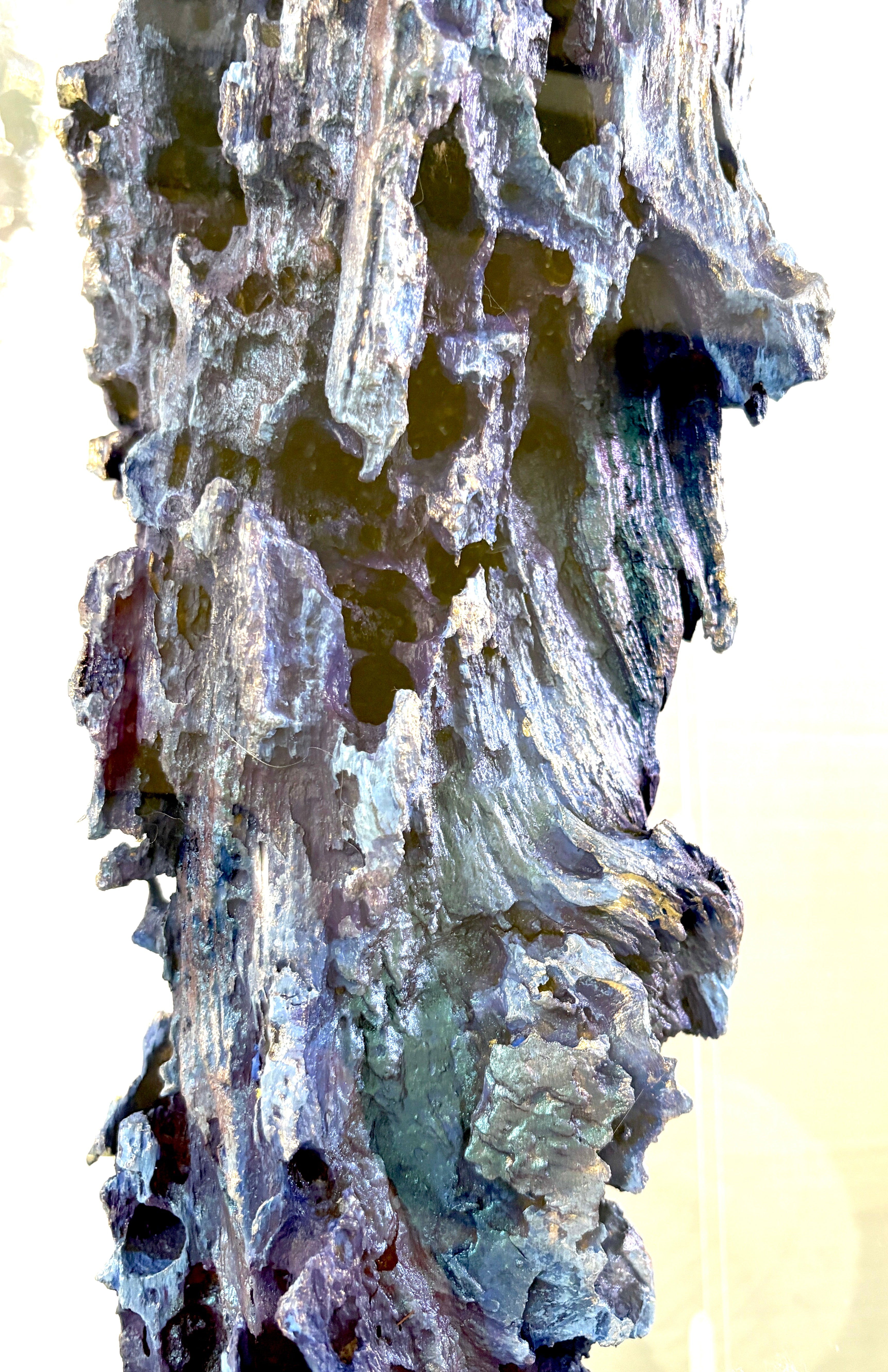 Mysterious 'Alien Object' Sculpture - in display case 60 x 17 x 17cm